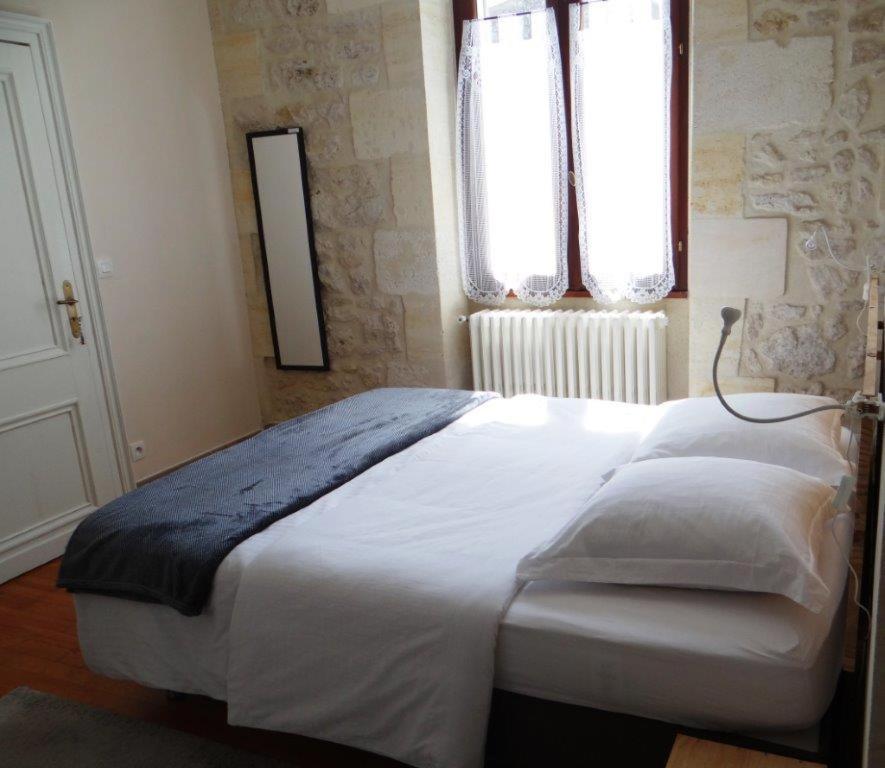 Bed and Breakfast Au Coeur Des Vignobles Сент-Естеф Екстер'єр фото